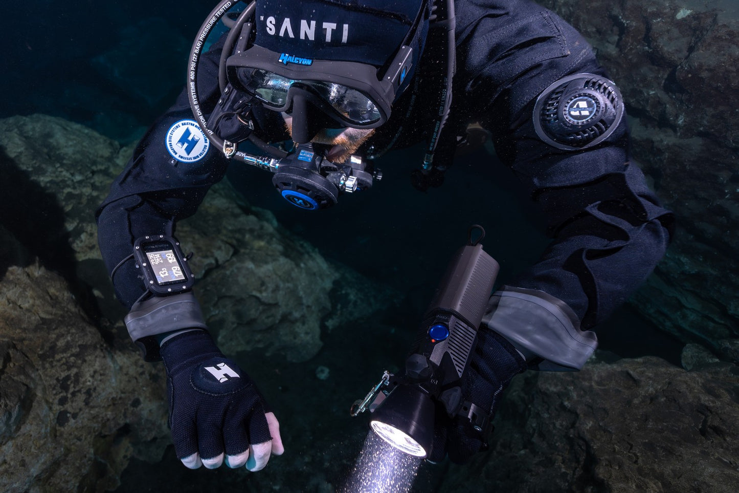Halcyon Symbios™ Dive Computer System with Optional Tank Pod or Head Up Display
