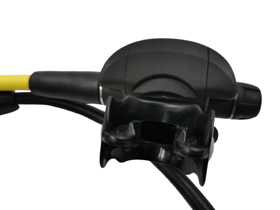 Scubapro MK25 Evo 钛潜水调节器系统 Yoke + S620 X-Ti + S600 Octo + Mares SPG 二手