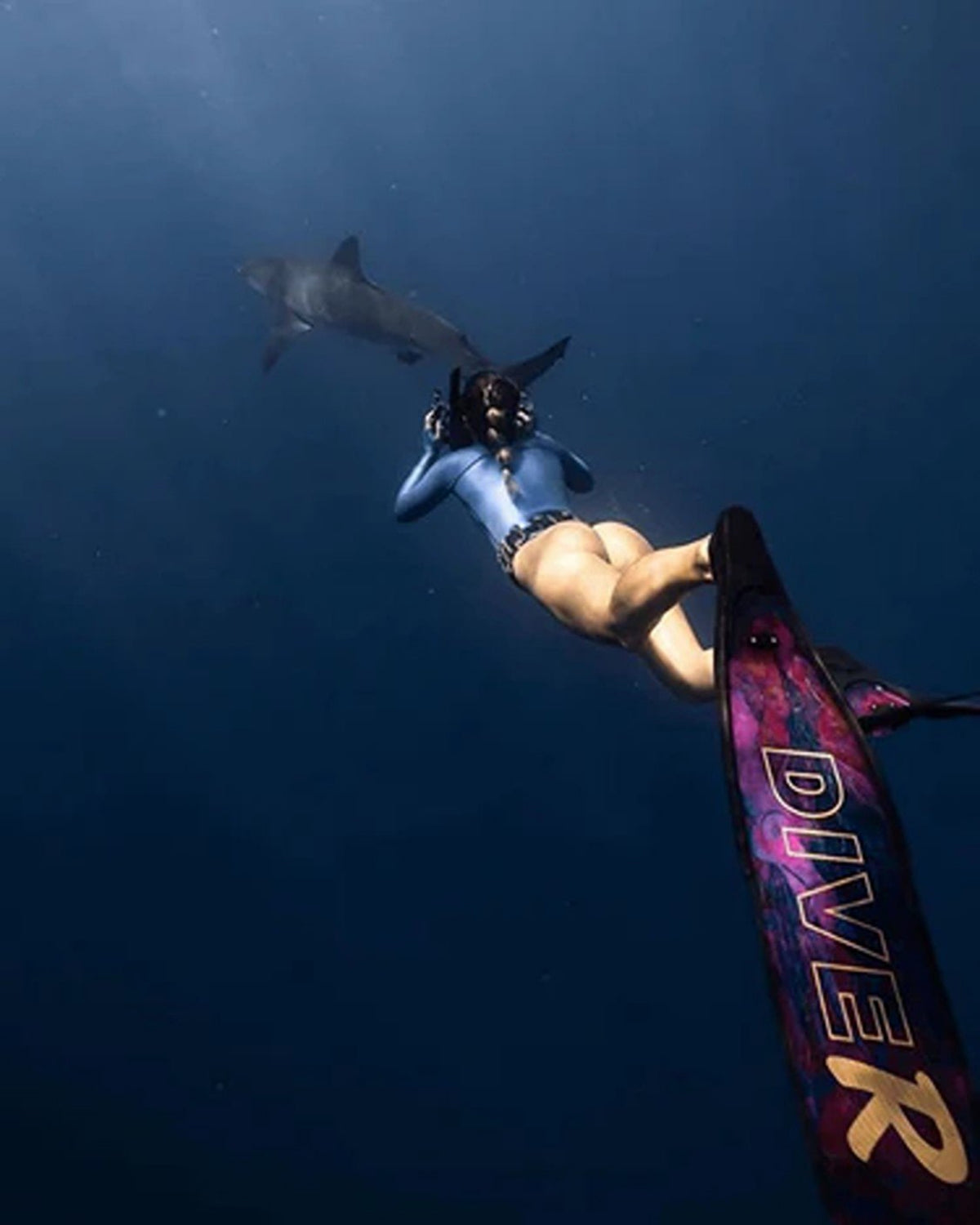 DiveR - Pink Mermaid by Naomi Gittoes Free Diving Fin Blades - Infinity DiveDiveR - Pink Mermaid by Naomi Gittoes Free Diving Fin BladesDiveR