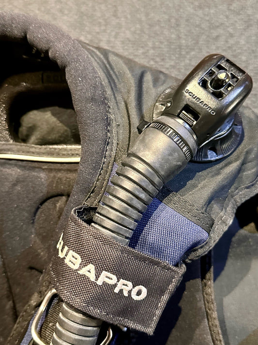 Scubapro Bella BCD with Air 2 - 女式 XS 码 - 二手