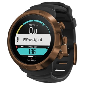 Suunto D5 潜水电脑,配有可选的 Tank Pod 和 AMX Teknology Protector