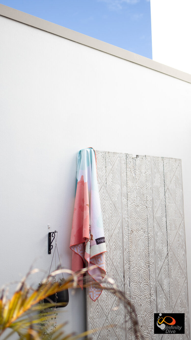Tsigrado Sand-Free & Eco-Friendly Beach Towel