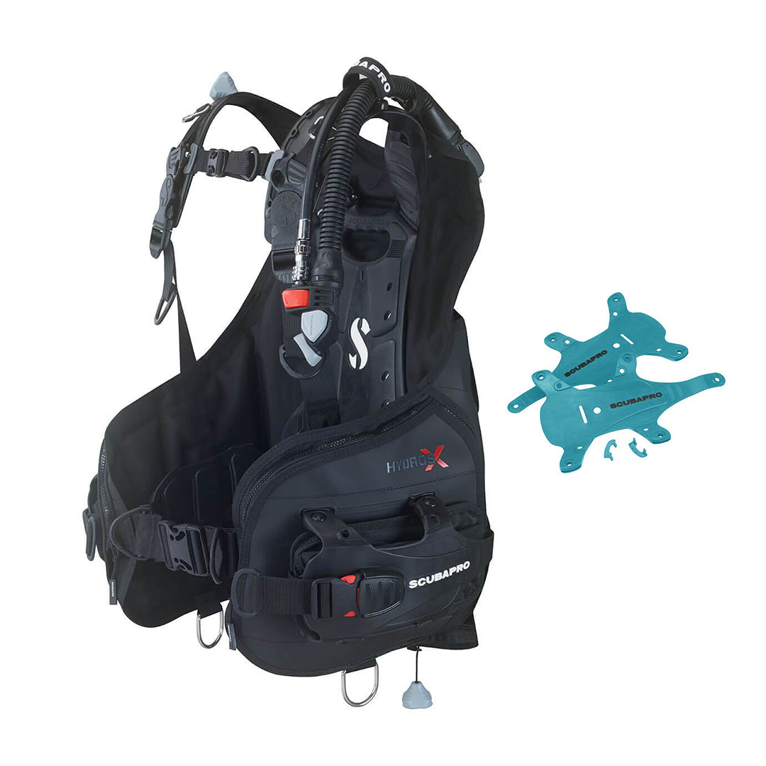 Hydros X BCD featuring turquoise accessory configuration