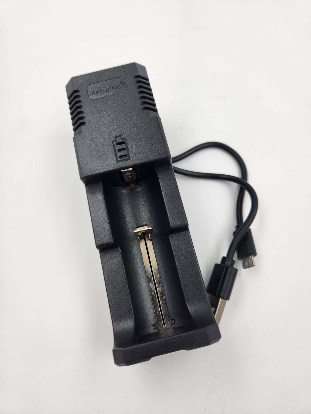 洪动26680锂电池万能充电器