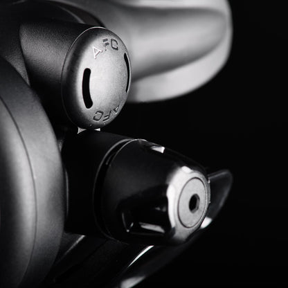 Atomic Aquatics B2 Regulator - Black Sealed