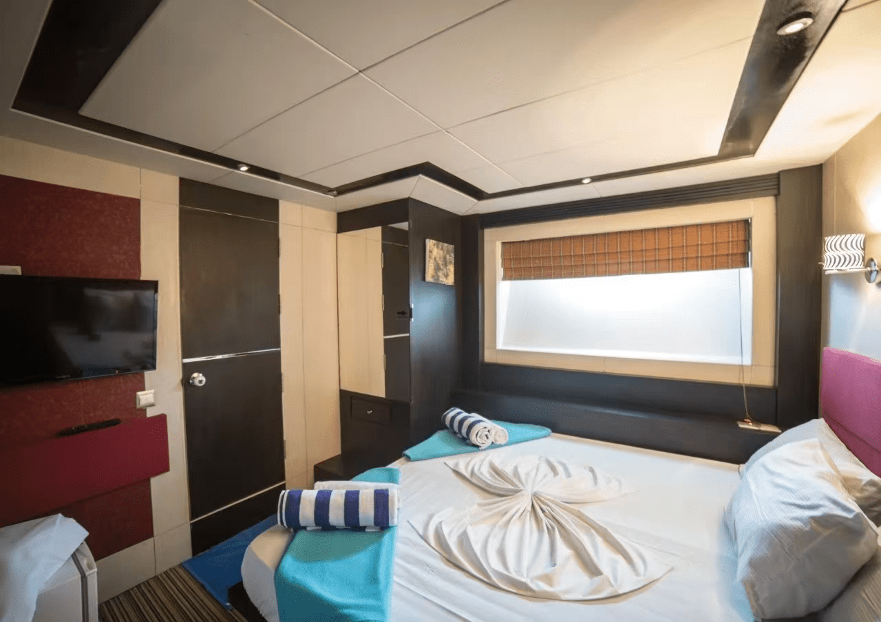 2027 New Year Maldives Four Atolls Liveaboard - Infinity Dive2027 New Year Maldives Four Atolls LiveaboardInfinity Dive