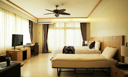 Palau 9-day 8-night Dive Adventures with 18 Guided Boat Dives