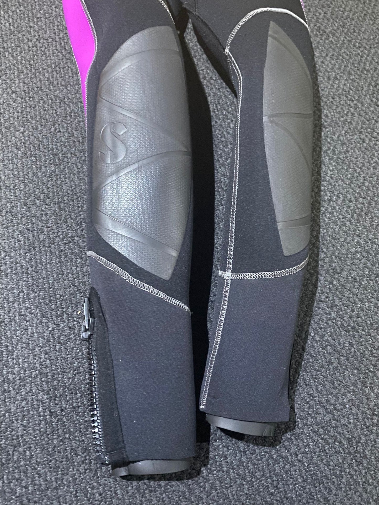 Scubapro Profile 5mm Wetsuit - Women - Size XS - Pre-owned