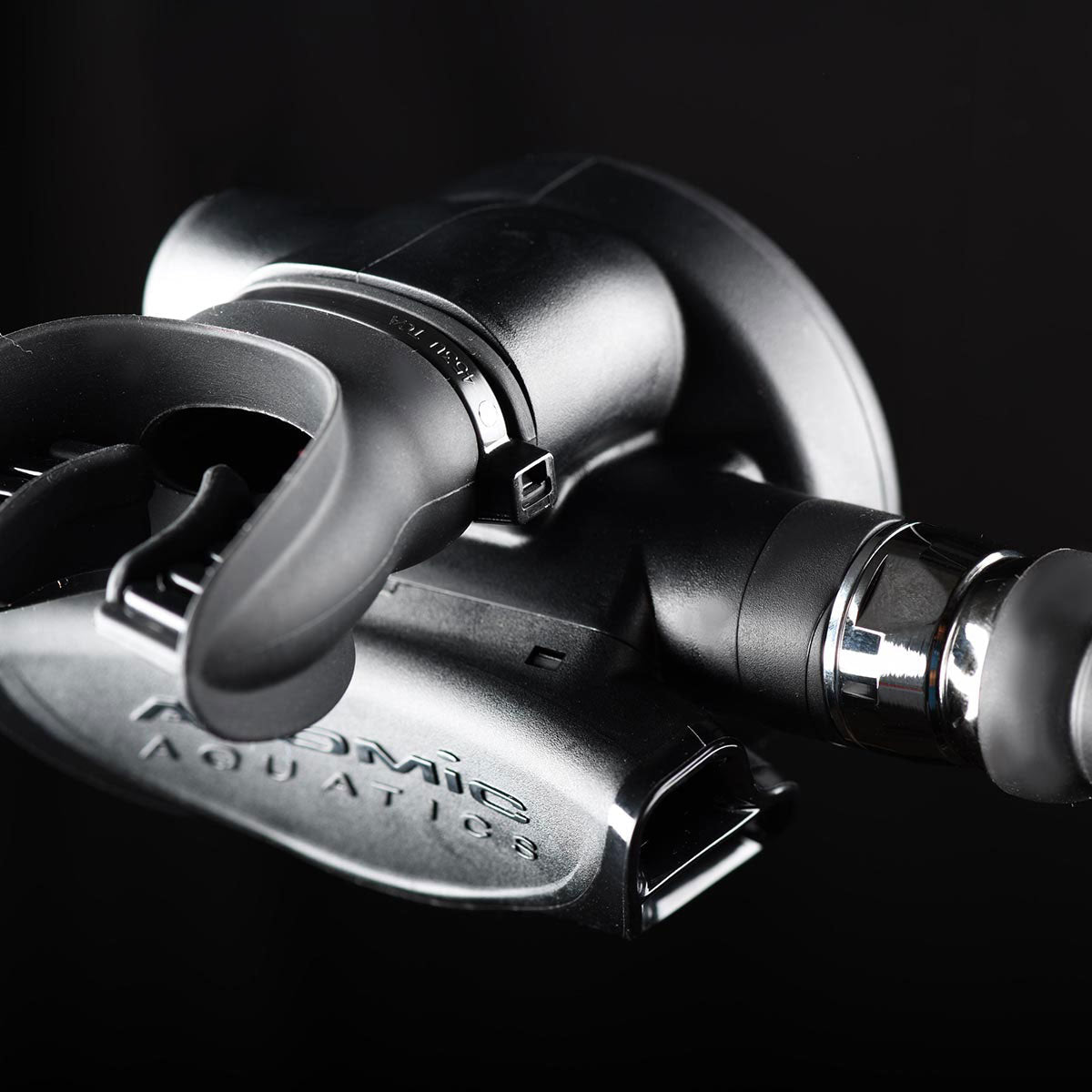 Atomic Aquatics B2 Regulator - Black Sealed - Infinity DiveAtomic Aquatics B2 Regulator - Black SealedAtomic Aquatics