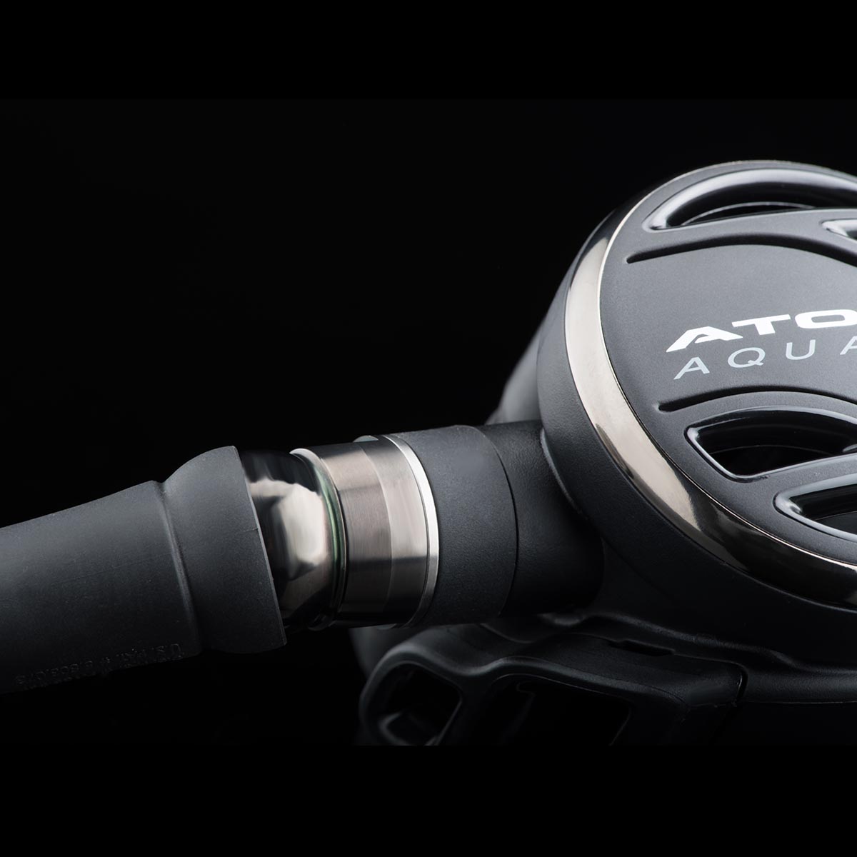 Atomic Aquatics Titanium T3 Regulator - Black - Infinity DiveAtomic Aquatics Titanium T3 Regulator - BlackAtomic Aquatics