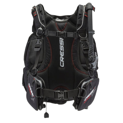 Cressi Scorpion BCD + MC9 Regulator + Mini SPG + Octopus Package - Infinity DiveCressi Scorpion BCD + MC9 Regulator + Mini SPG + Octopus PackageCressi