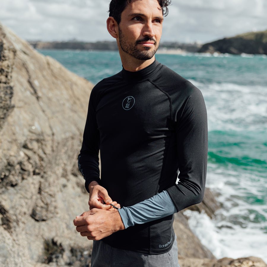 Fourth Element Classic Fit Long Sleeves Hydro-T Black/ Ocean Blue - Men - Infinity DiveFourth Element Classic Fit Long Sleeves Hydro-T Black/ Ocean Blue - MenFourth Element