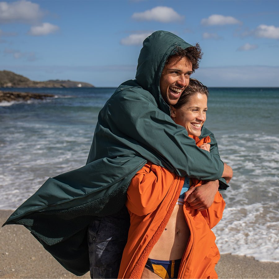 Fourth Element Tidal Robe - Ocean Positive - Unisex - Infinity DiveFourth Element Tidal Robe - Ocean Positive - UnisexFourth Element