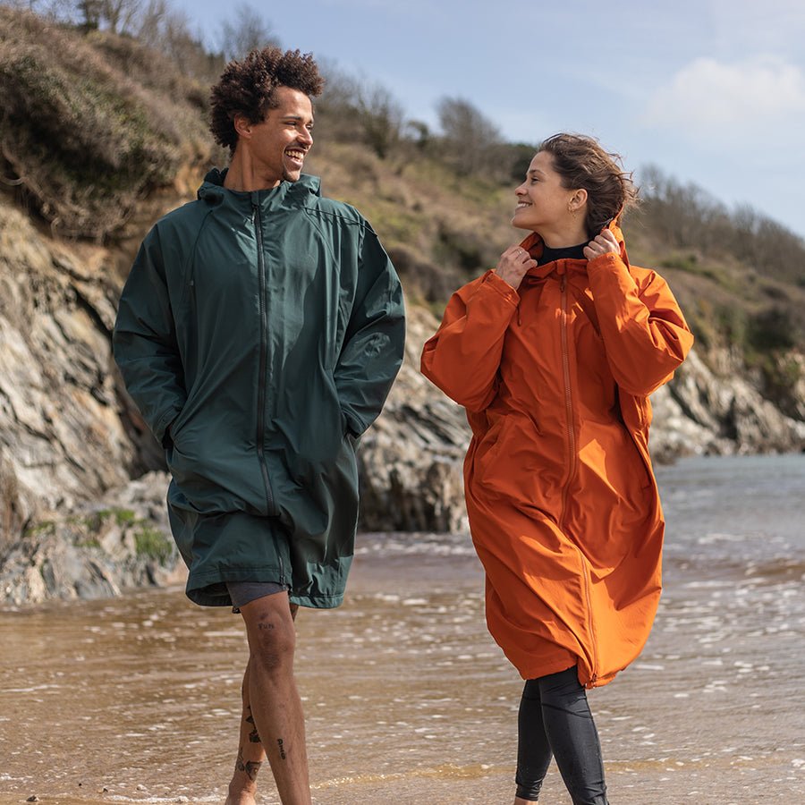 Fourth Element Tidal Robe - Ocean Positive - Unisex - Infinity DiveFourth Element Tidal Robe - Ocean Positive - UnisexFourth Element