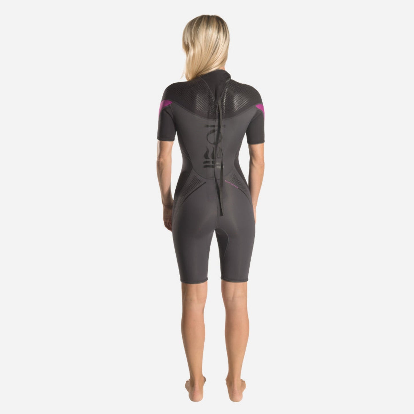 Fourth Element Xenos Shorty Wetsuit 3mm - Women - Infinity DiveFourth Element Xenos Shorty Wetsuit 3mm - WomenFourth Element