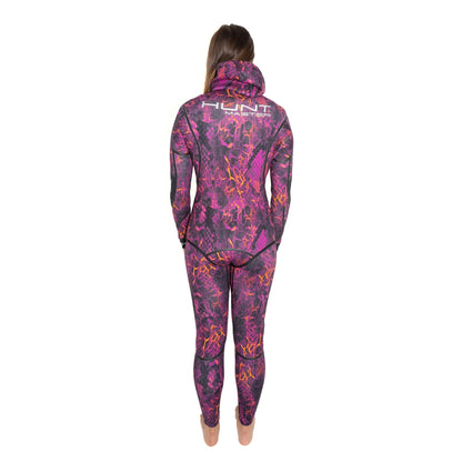 Hunt Master Burnum 'Huntress' Wetsuit Camo Series Pink Camo - 3.5 or 5mm - Infinity DiveHunt Master Burnum 'Huntress' Wetsuit Camo Series Pink Camo - 3.5 or 5mmHunt Master