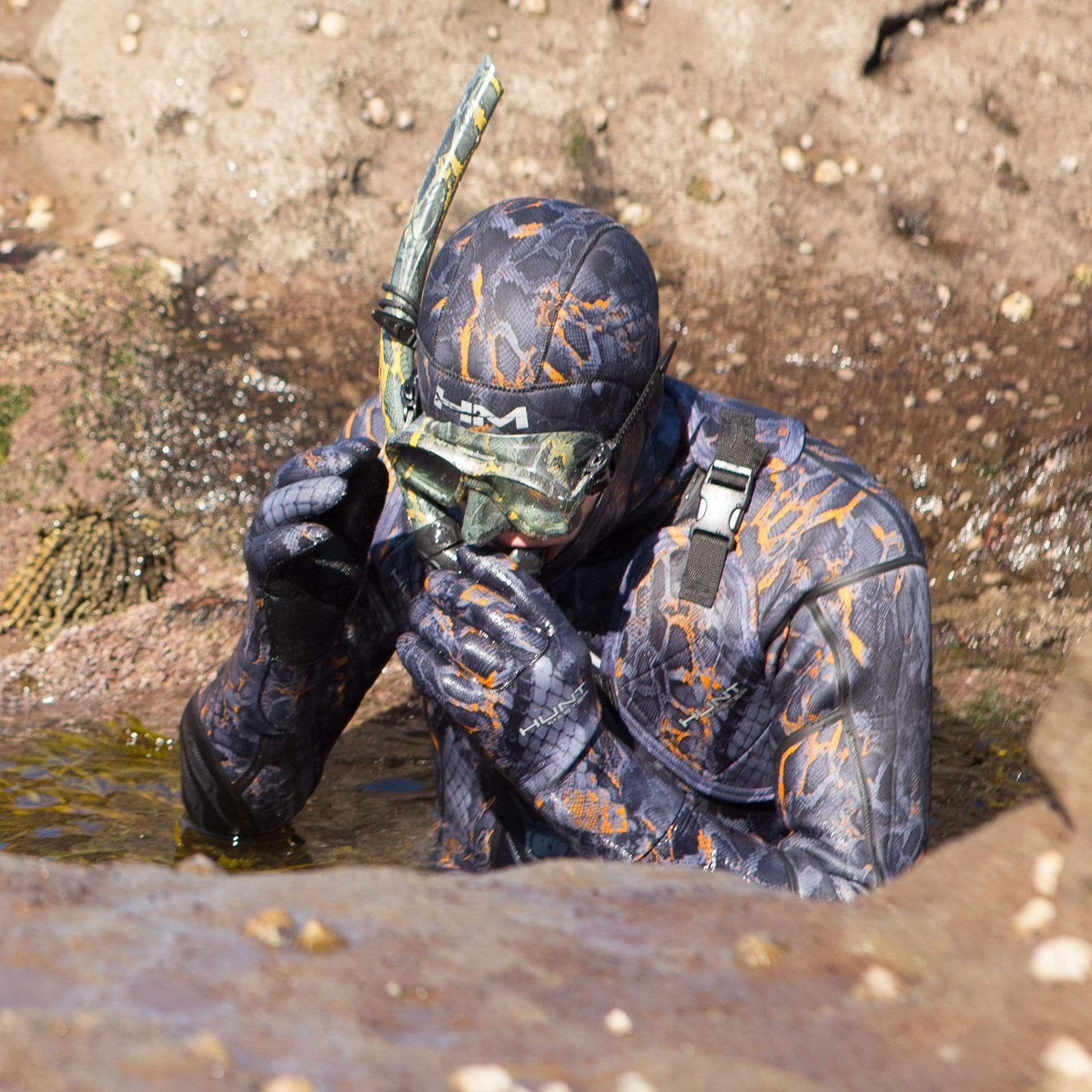 Hunt Master Burnum Huntsman Wetsuit Camo Series - 3.5 or 5mm - Infinity DiveHunt Master Burnum Huntsman Wetsuit Camo Series - 3.5 or 5mmHunt Master