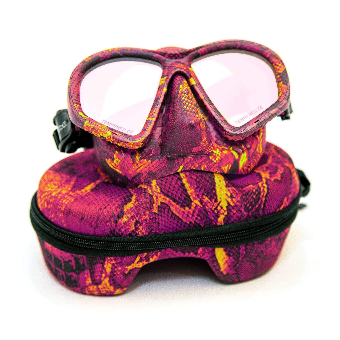 Hunt Master Harbinger Camo Diving Mask with Matching Camo Container - Infinity DiveHunt Master Harbinger Camo Diving Mask with Matching Camo ContainerHunt Master