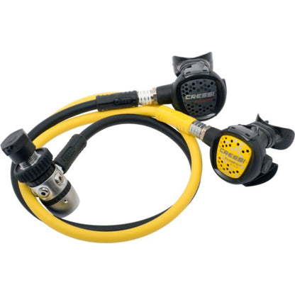 Cressi AC2 regulator with hose configuration
