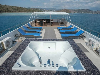 Raja Ampat 6 - Night X'mas Dive Adventure - December 20 - 26, 2026 - Infinity DiveRaja Ampat 6 - Night X'mas Dive Adventure - December 20 - 26, 2026Infinity Dive
