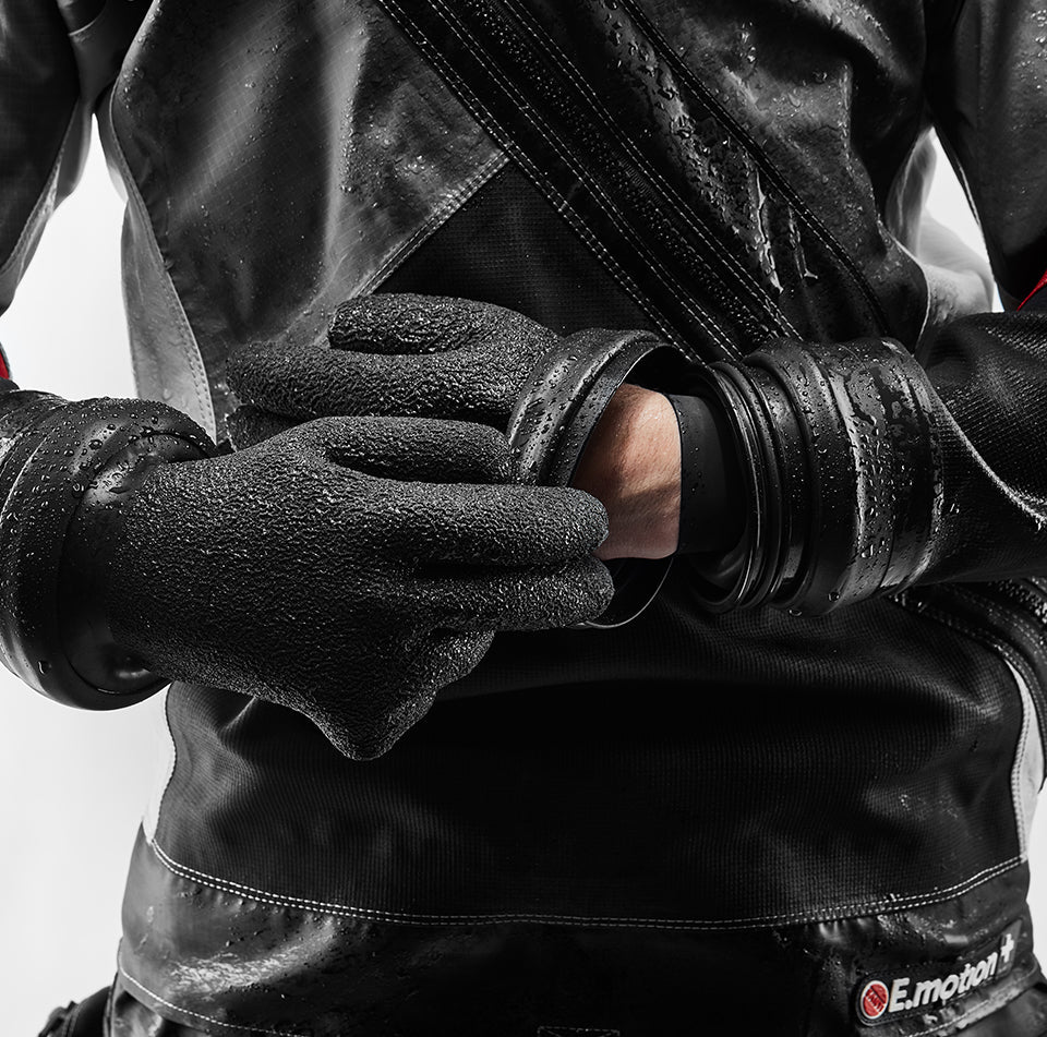 Santi Smart Glove System for Dry Gloves - Infinity DiveSanti Smart Glove System for Dry GlovesSanti