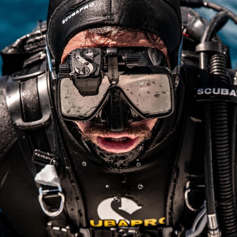 Scubapro Galileo HUD Mask - mounted Dive Computer with Smart Pro Transmitter - Infinity DiveScubapro Galileo HUD Mask - mounted Dive Computer with Smart Pro TransmitterScubapro