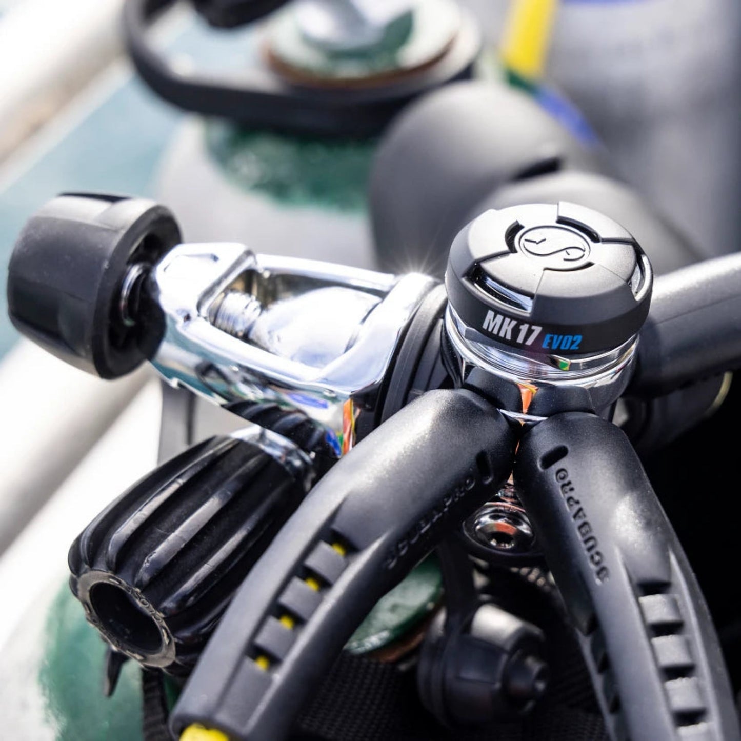 Scubapro Regulator Set: MK17 Evo2 | A700 | Octopus + Free Cressi SPG - Infinity DiveScubapro Regulator Set: MK17 Evo2 | A700 | Octopus + Free Cressi SPGScubapro