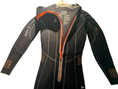 Aqua Lung Wetsuit with Hood 6.5mm High Density Ladies - Size M Pre-owned