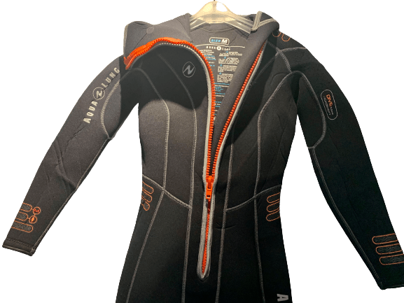 Aqua Lung Wetsuit with Hood 6.5mm High Density Ladies - Size M Pre-owned - Infinity DiveAqua Lung Wetsuit with Hood 6.5mm High Density Ladies - Size M Pre-ownedInfinityDive