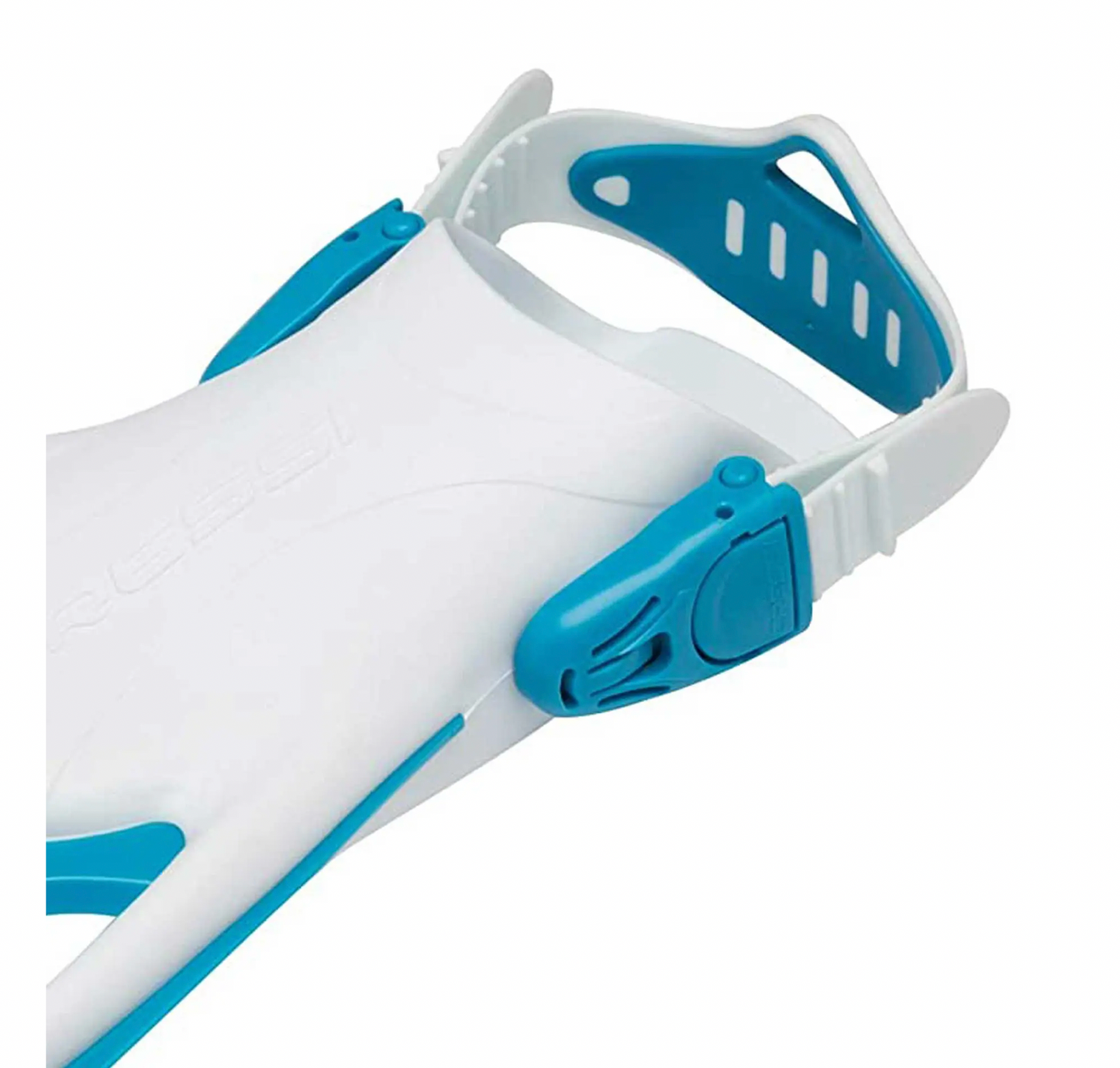 infinity-dive-cressi-quick-release-fin-strap-buckle-close-up
