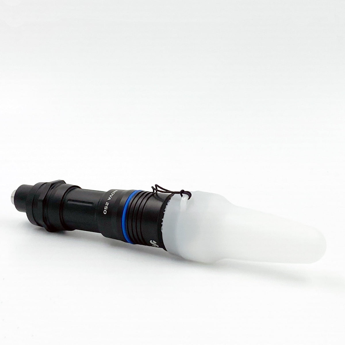 Scubapro Nova 250 Dive Torch - 250 Lumens - Infinity DiveScubapro Nova 250 Dive Torch - 250 LumensScubapro
