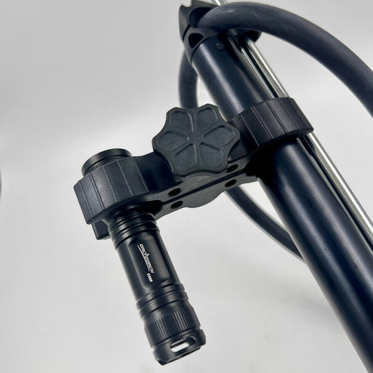 Spearfishing Guns Torch Clamp by Orcatorch - Infinity DiveSpearfishing Guns Torch Clamp by OrcatorchORCATORCH