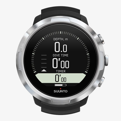 Suunto D5 潜水电脑，配有可选的 Tank Pod 和 AMX Teknology Protector